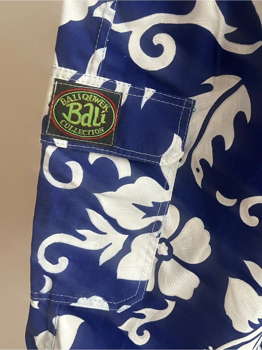 NWT Bali Unisex Hawaiian Floral Shorts Side Pocket Blue & White Cotton Blend Med